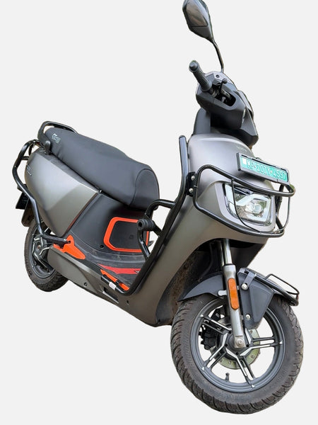 Black Motta pipe crash guard with sliders for Vida VX2/VX2 Plus