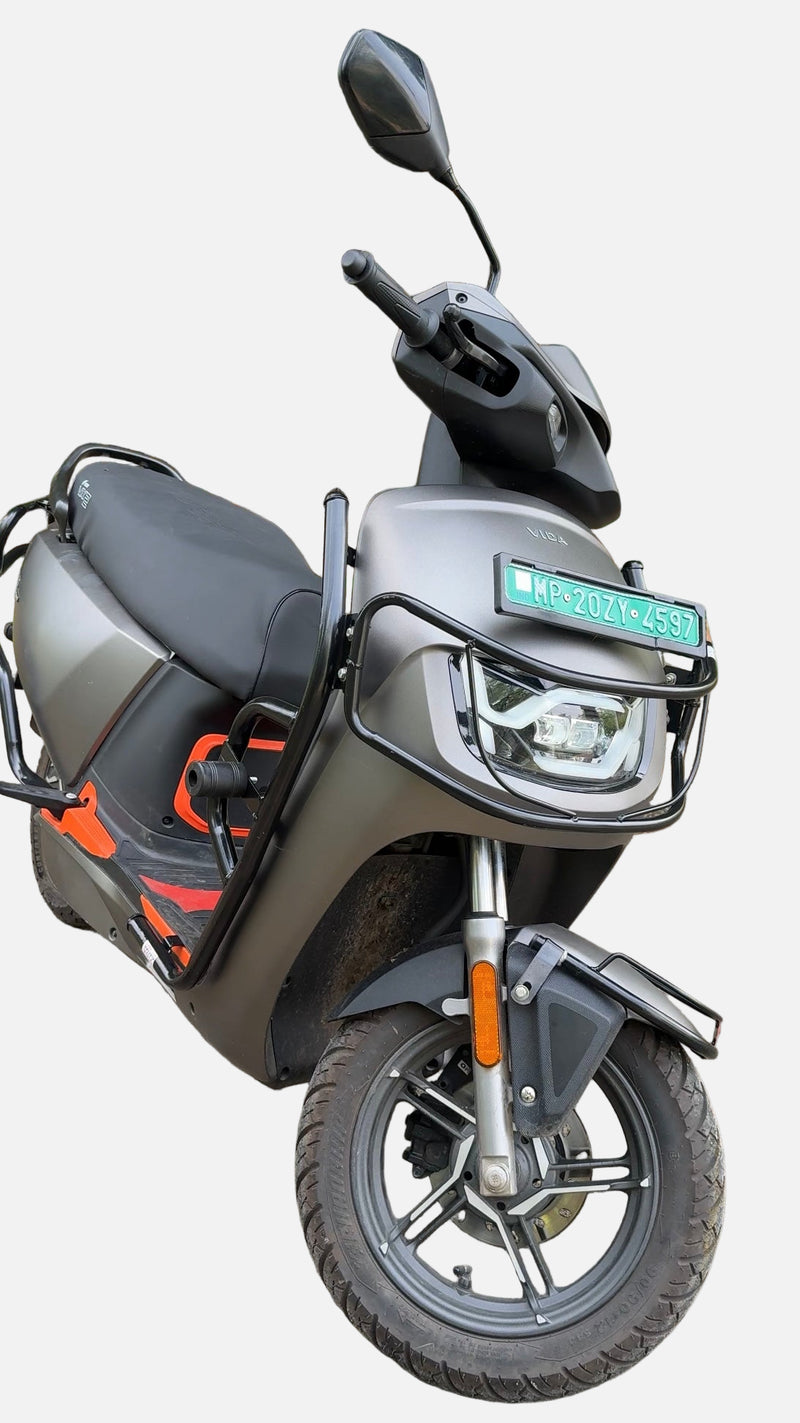 Black Motta pipe crash guard with sliders for Vida VX2/VX2 Plus