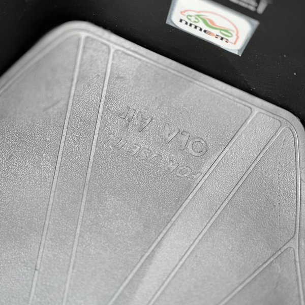 Ola PVC Rubber Seat Diggi Box Mat